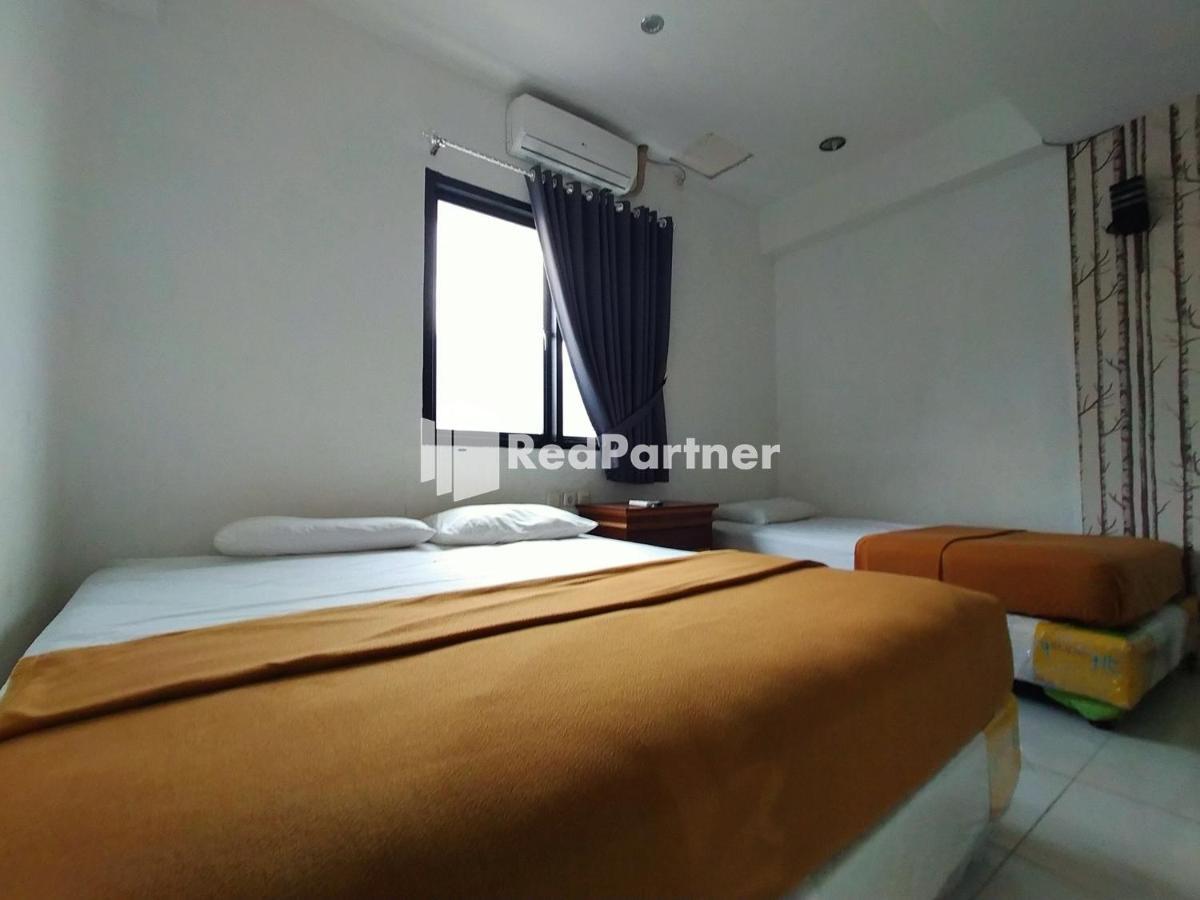 Hotel Ayu Lestari Ternate RedPartner Extérieur photo